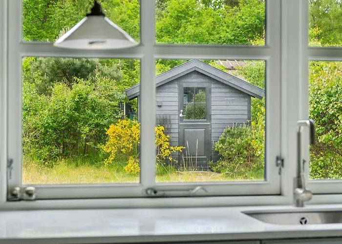 Charming House Near Private And Nature Rørvig